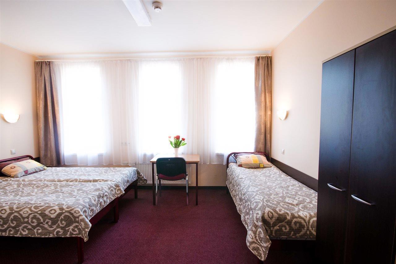Apalenis Hotel Riga Esterno foto